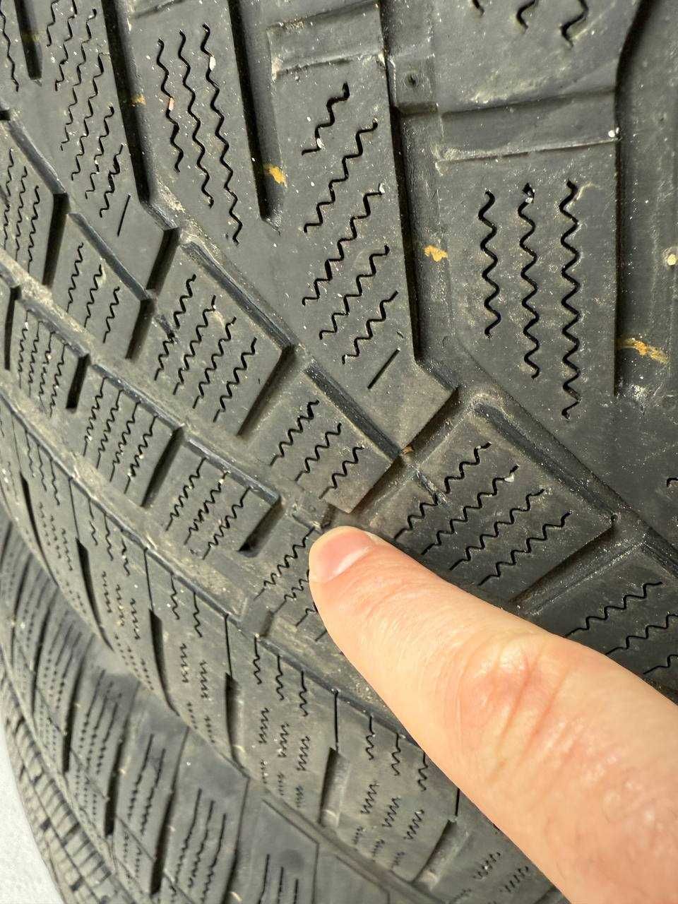 Продам 4 зимові шини Hankook I Cept EVO 2 SUV 285x45x21