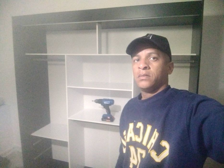 Mont. De móveis com orçamento grátis