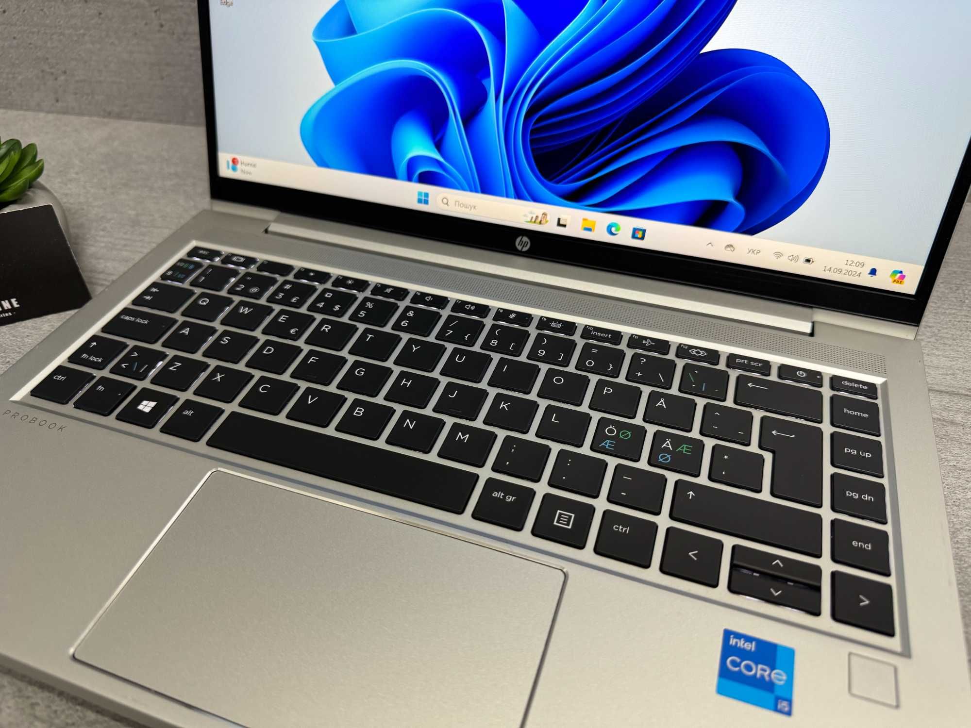 Потужний ноутбук Hp 440 G8/i5-1135G7/16gb ddr4/256gb ssd/Nvidia MX450