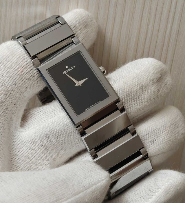 Годинник Movado 89.C1.1432 Swiss made Sapphire