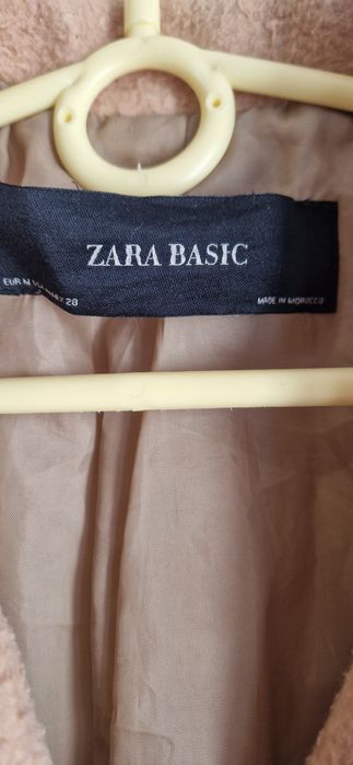 Beżowy płaszczyk Zara 38M