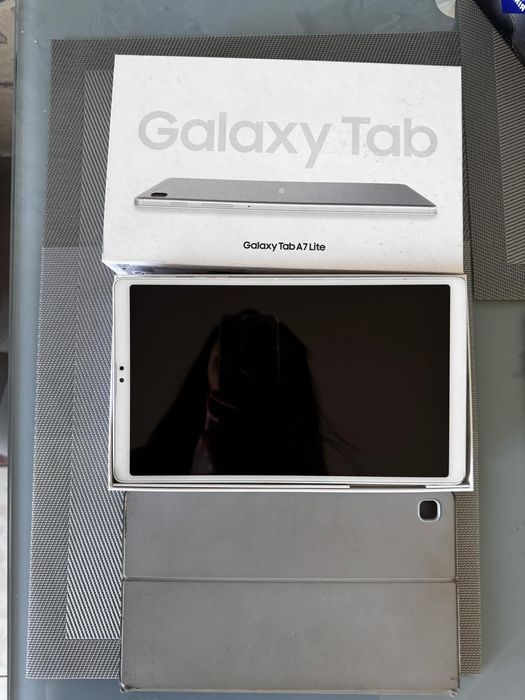 Продам планшет Samsung a7 32gb