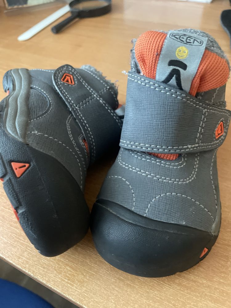 Детские ботинки,кросовки,сапожки фирмы KEEN