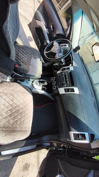 Продаю Mitsubishi outlender xl