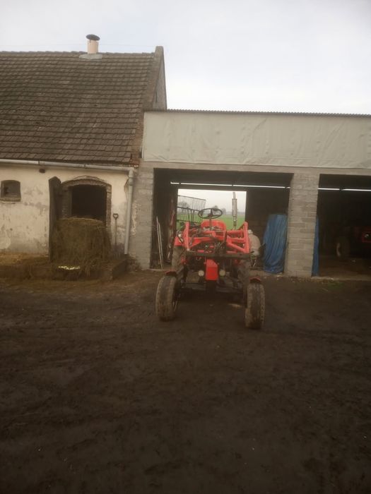 Ciągnik rolniczy RS 09