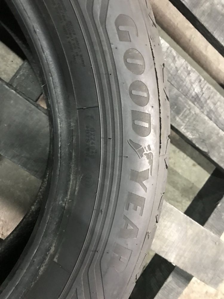 Goodear 235/60r18 пара резина шини б/у склад оригінал літо