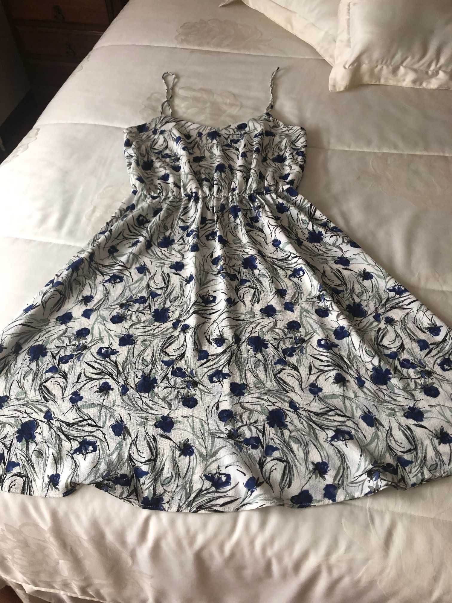 Vestido médio de verão muito elegante e confortável - Zara S