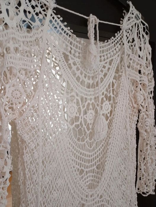 Vestido praia renda sem costas