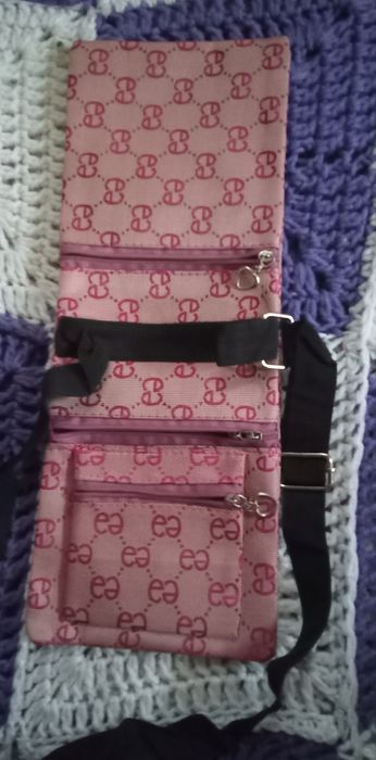 Барсетка на шею, 3 кармана