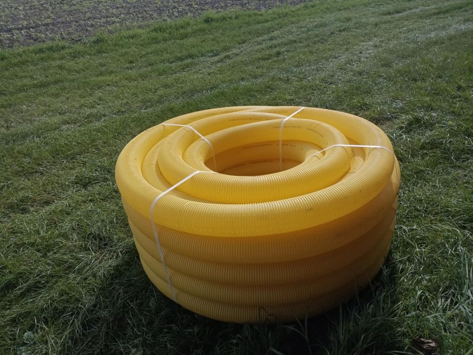 Wąż  drenaski  pełny fi 100  bez  dziurek odwodnienia z rynien