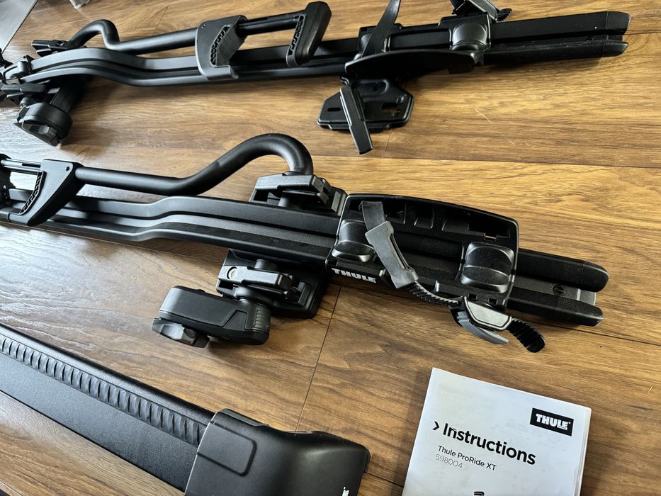 Bagażnik rowerowy Thule WingBar Edge BLACK +2 razy Thule ProRide BLACK