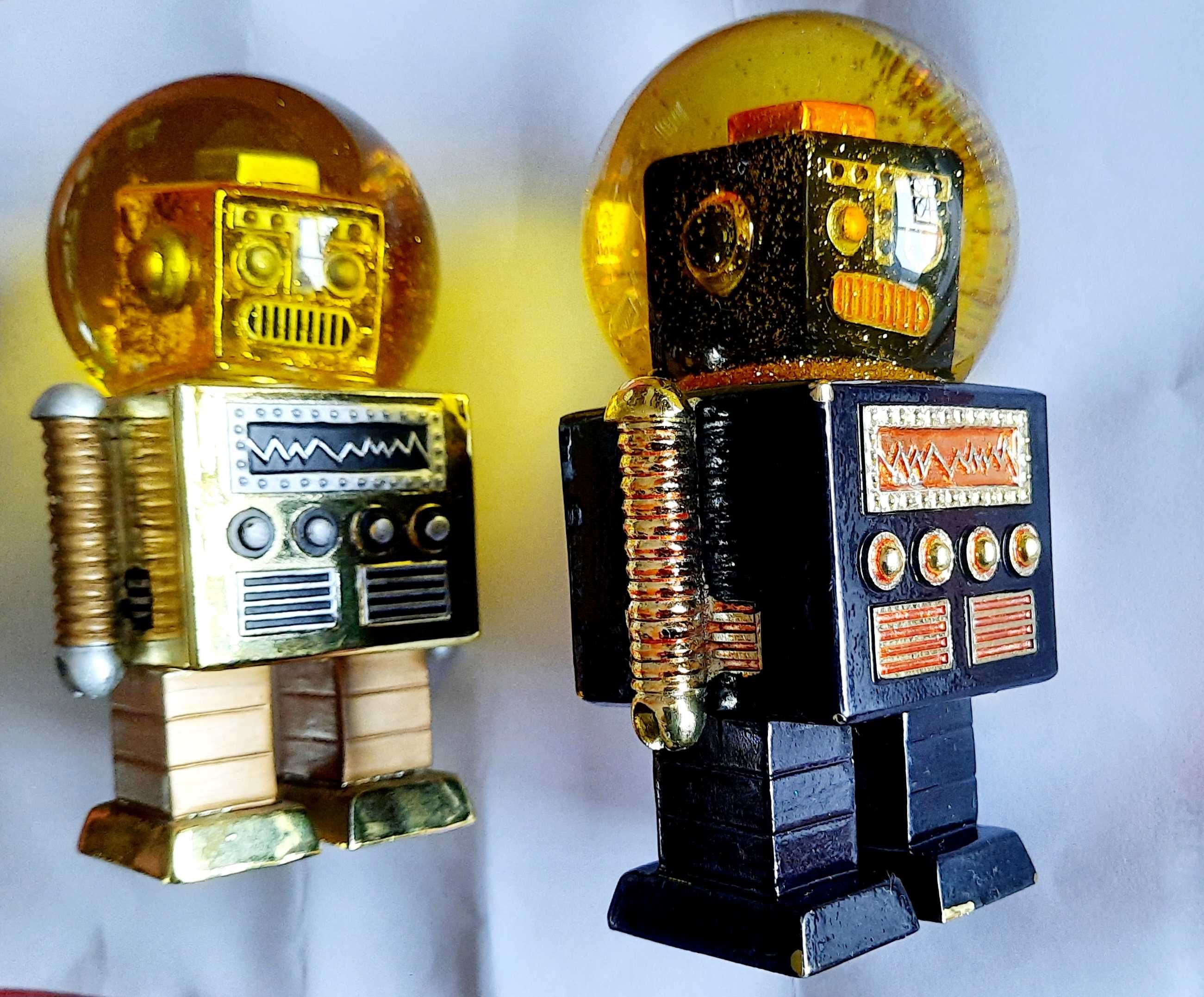 2 Robots "Donkey" - Summerglobe. Gold e Black