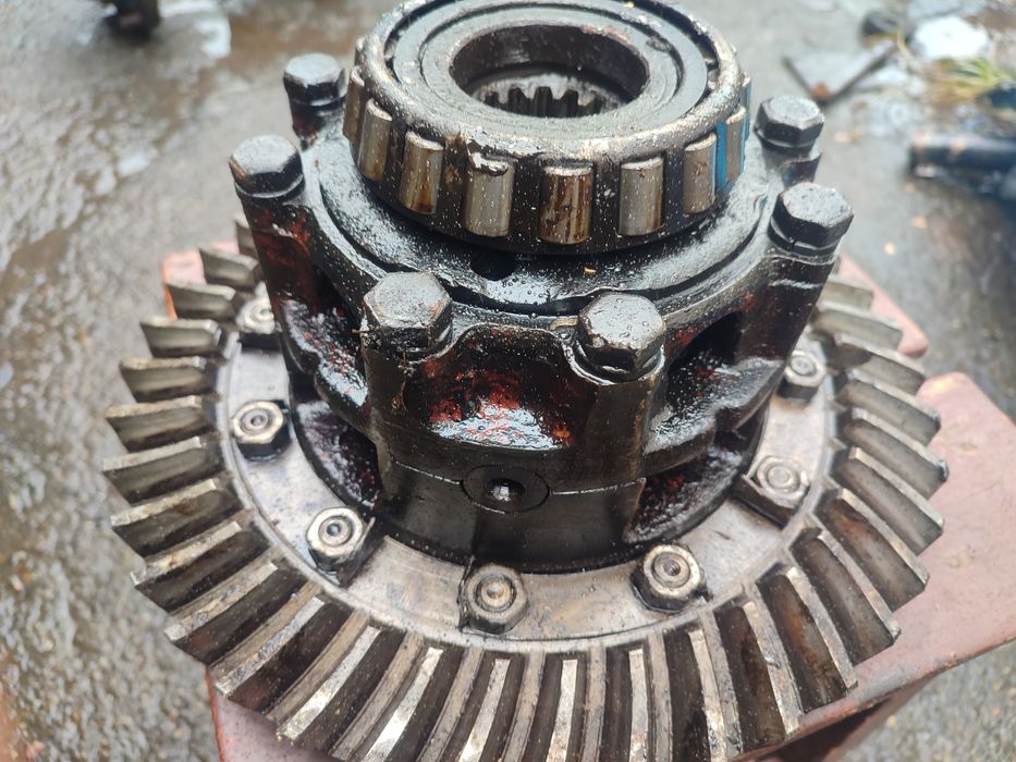 Корпус моста Розборка МТЗ 80