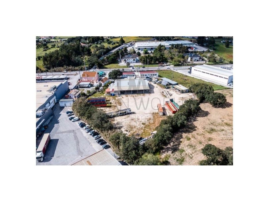 Venda Conjunta Pavilhões Industriais C/ Projeto Aprovado, Cartaxo, ...