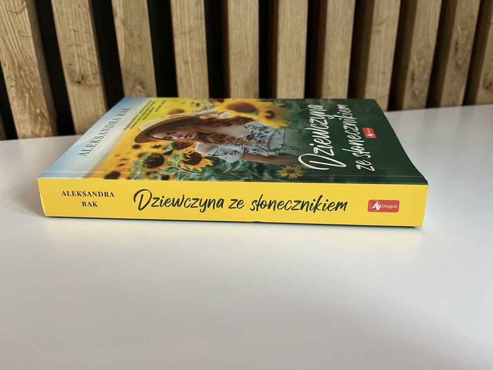 Aleksandra Rak 'Dziewczyna ze słonecznikiem'