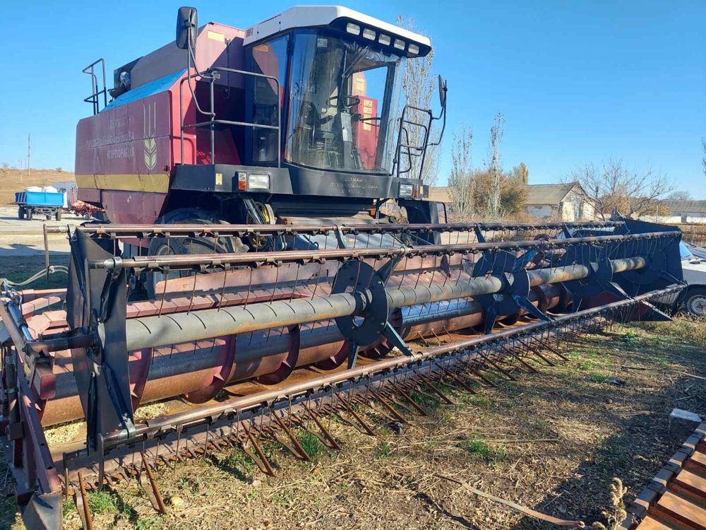 Комбайн полесье 1218 2011г 3600Мт