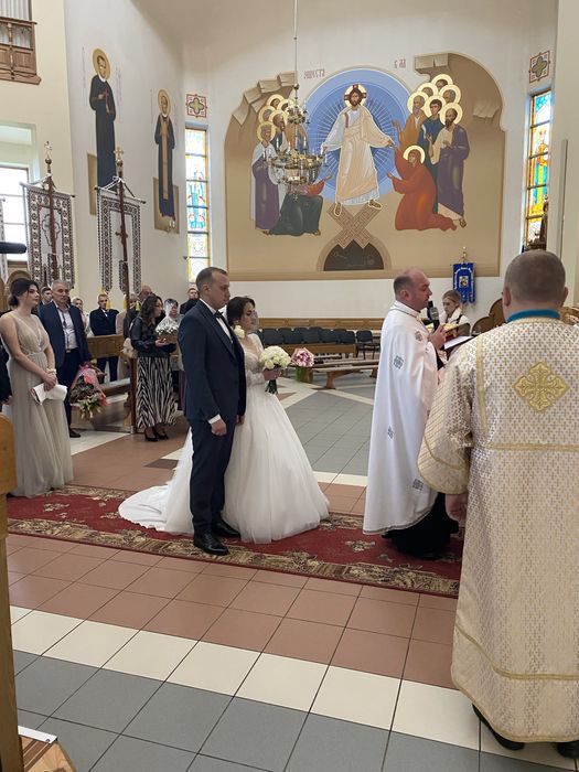 Наймовірно гарна весільна сукня саме для тебе