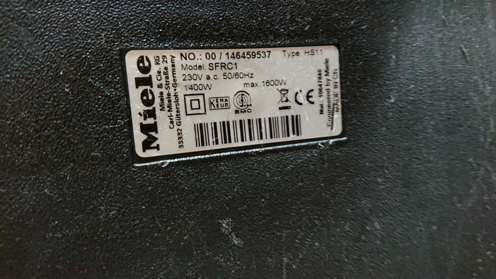 Odkurzacz Miele 1600 W - workowy