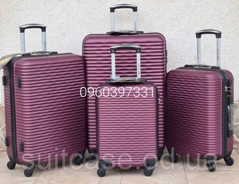 Новинка  чемодан валіза Wings  155 Poland  валіза