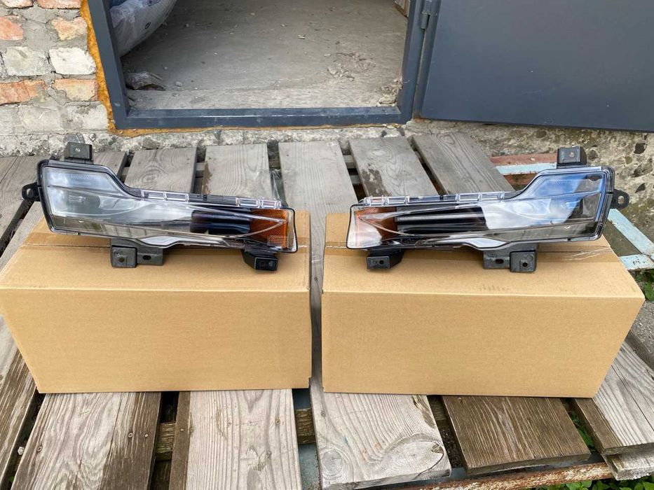 Противотуманная фара Tesla Model 3 / Model Y LH/RH USA/EUR