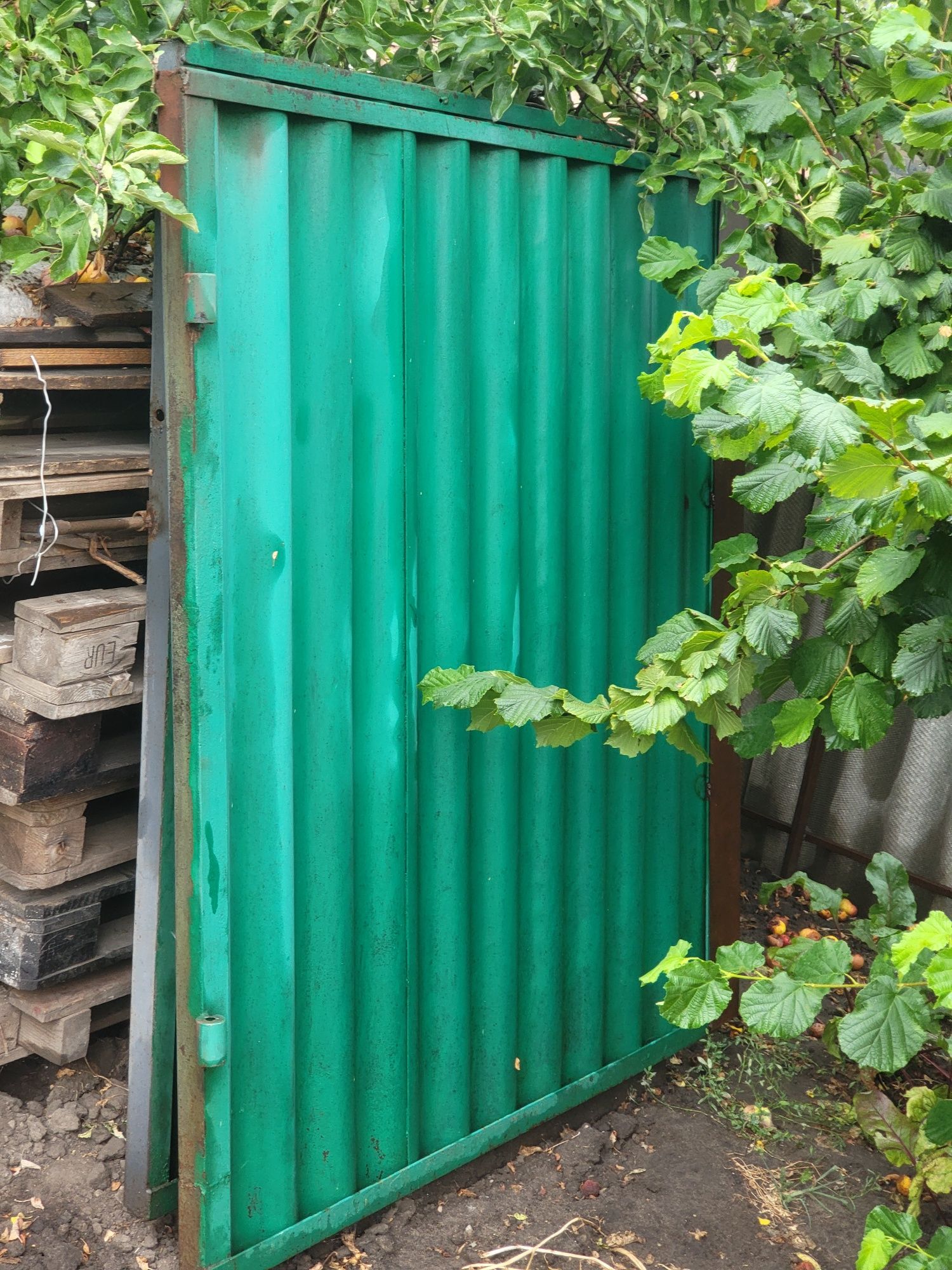 Продам ворота с калиткой