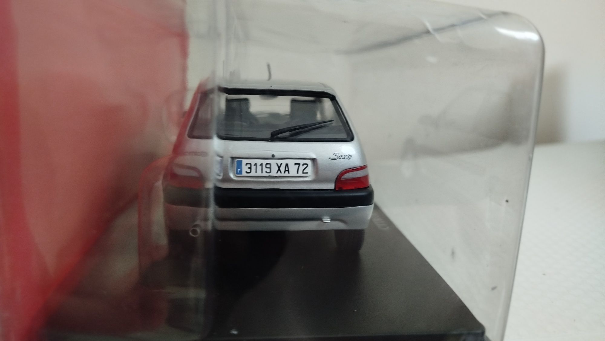 Miniatura Citroen Saxo VTS 1/24 Nova