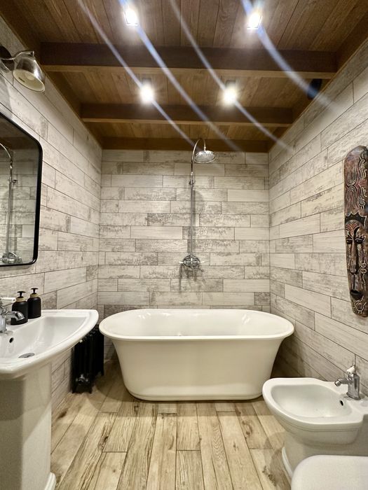 Дворівнева квартира з дизайнерським ремонтом! Мінімальні податки!