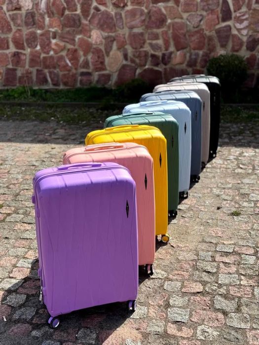 Валіза (чемодан) Madisson 51103