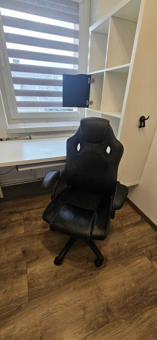 Biurko IKEA meble Kallax + krzesło obrotowe