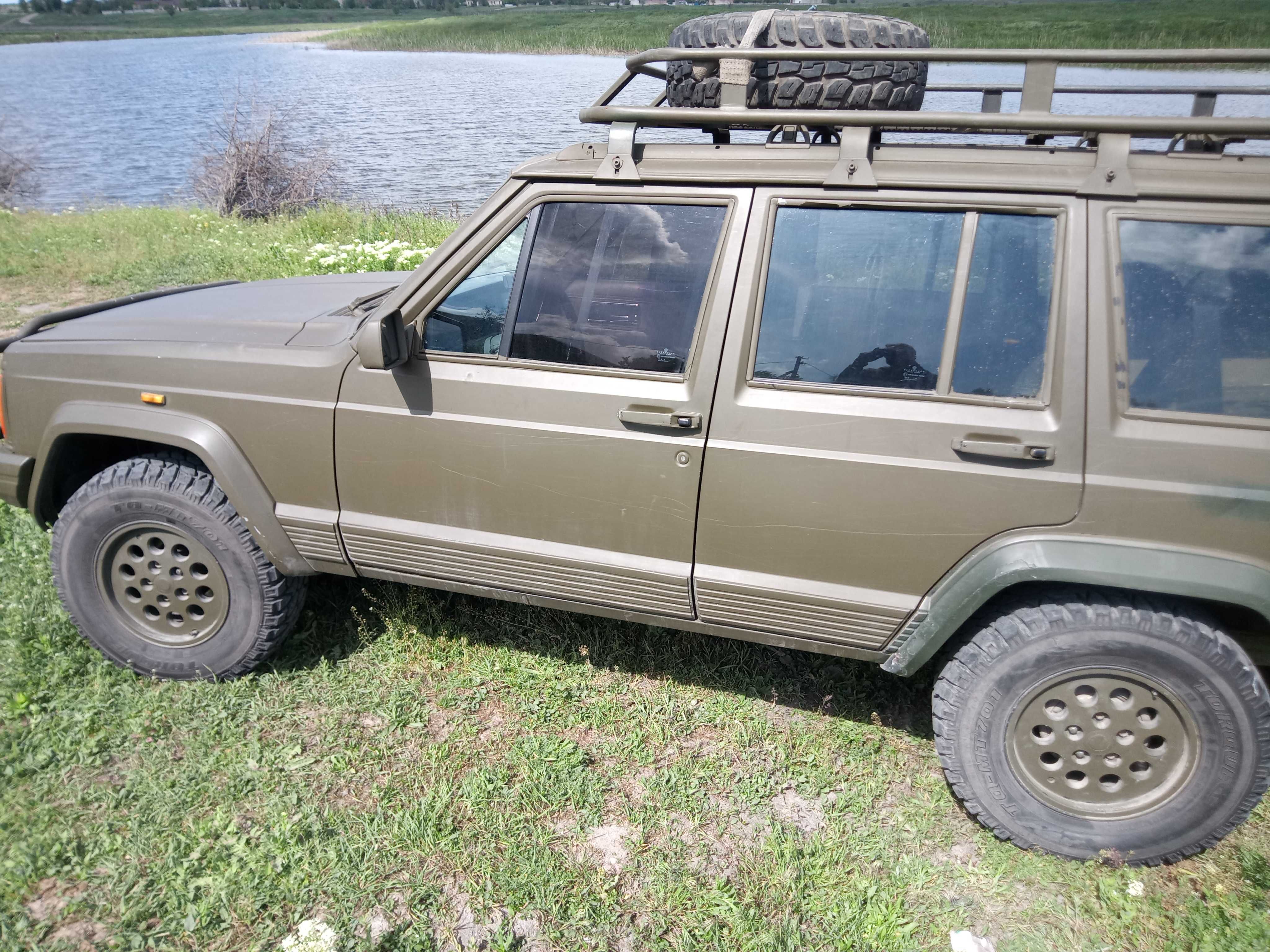 Джип Черокі 1992р. 2.0турбо дизель. Jeep Cherokee xj.