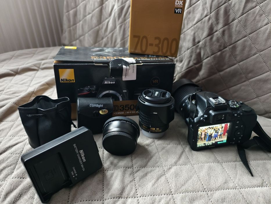 Nikon D3500 + Nikkor 15-55 i Nikorr 70-300
