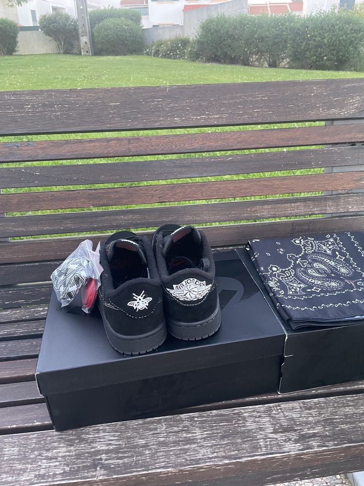 Travis Scott Air Jordan 1 Low OG "Black Phantom"