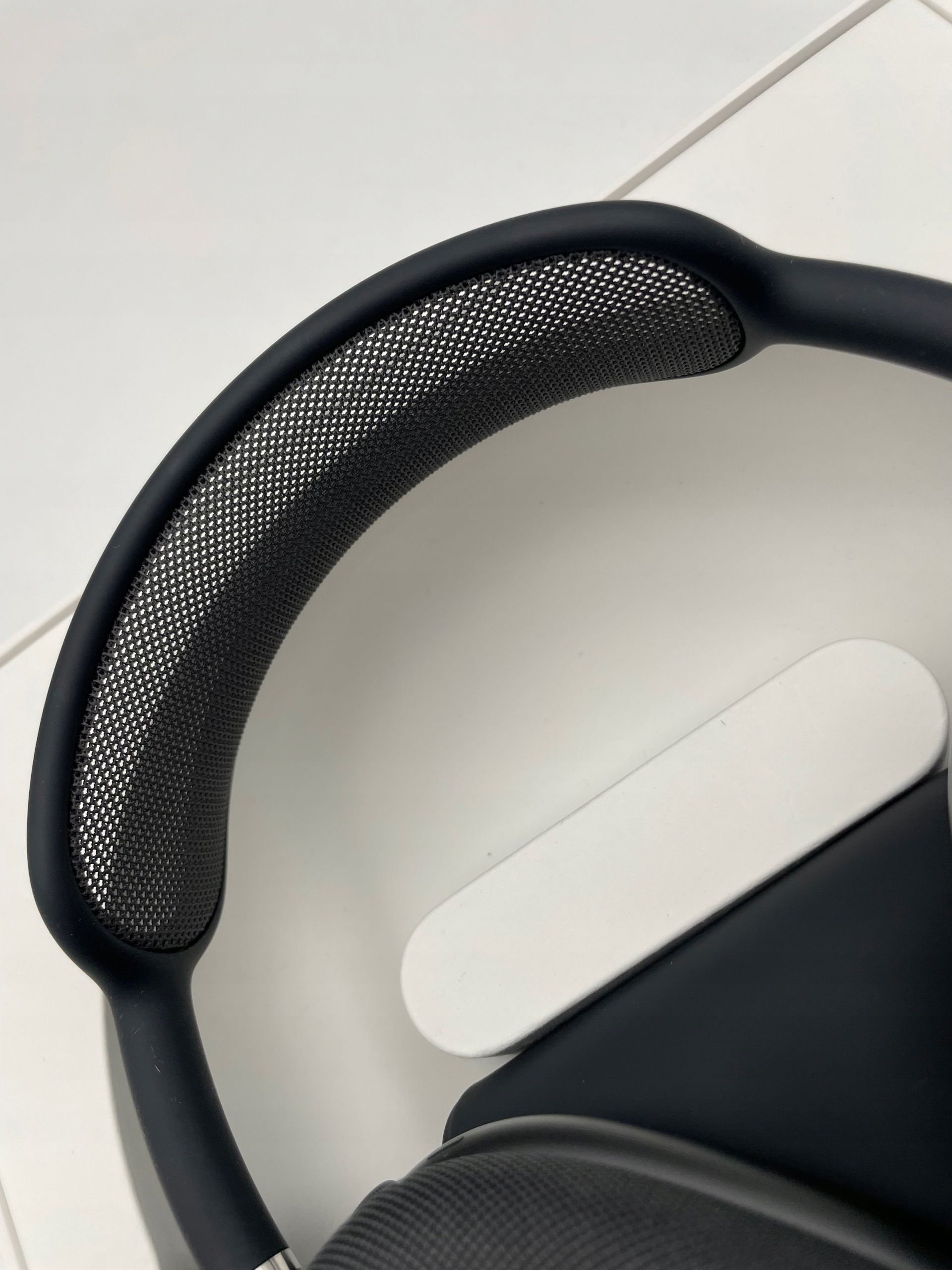 Apple AirPods Max Space Gray