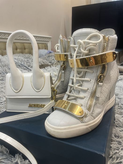 Очень крутые кроссовки Zanotti
