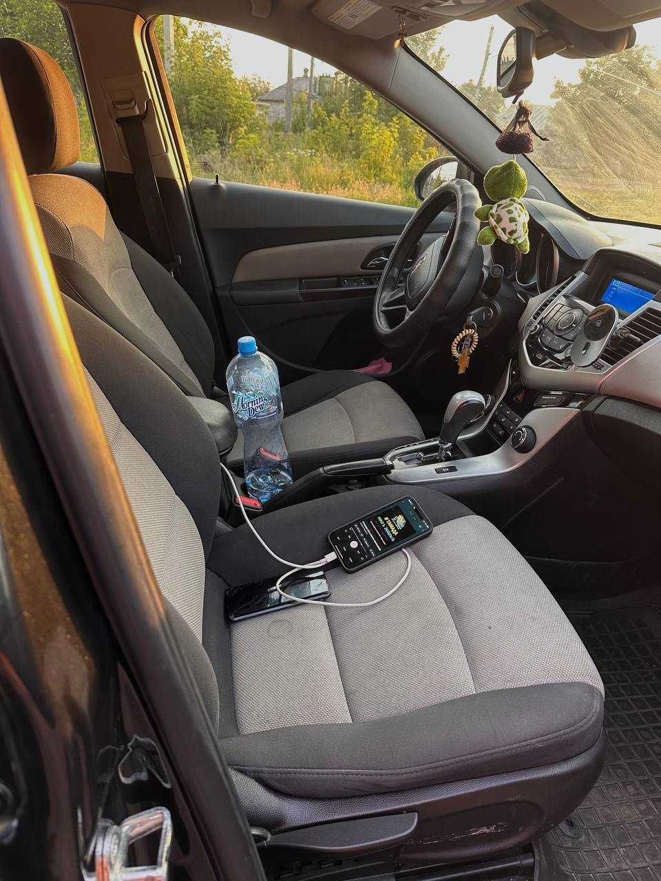 Chevrolet Cruze 2015  Автомат  Обслужен Без вложений