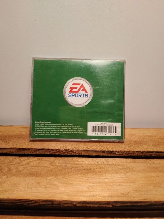 FIFA 2001 Tiger Woods PGA Tour 2001 gra PC retro gaming rarytas