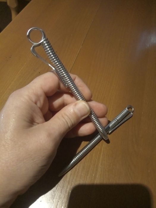 Ручная  металлическая , витая для письма