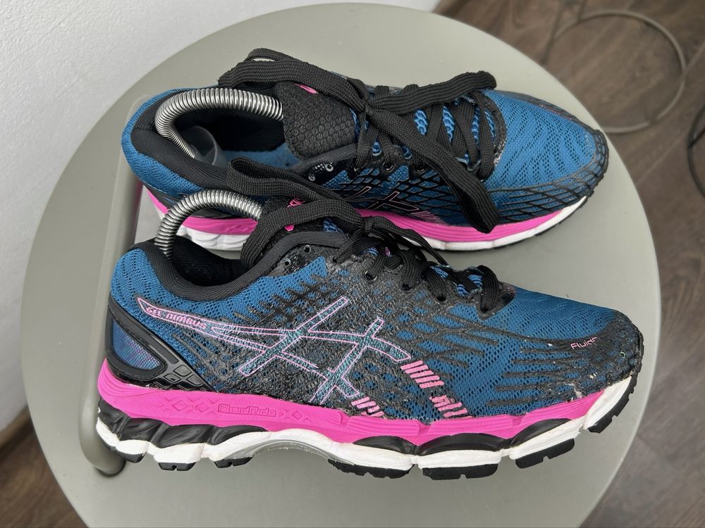 Оригінал! Кросівки Asics Gel Nimbus 38 розмір 02761