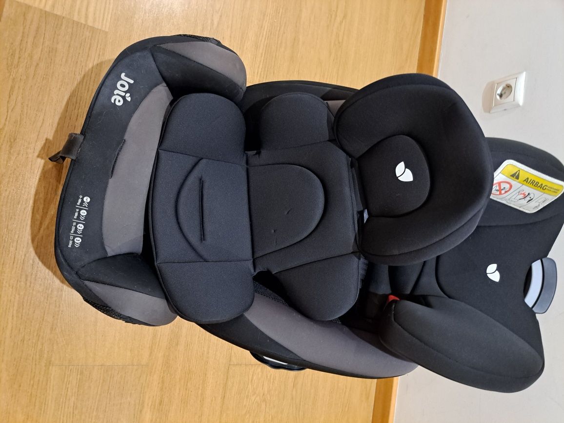 Cadeira de carro para bebe/criança marca joie