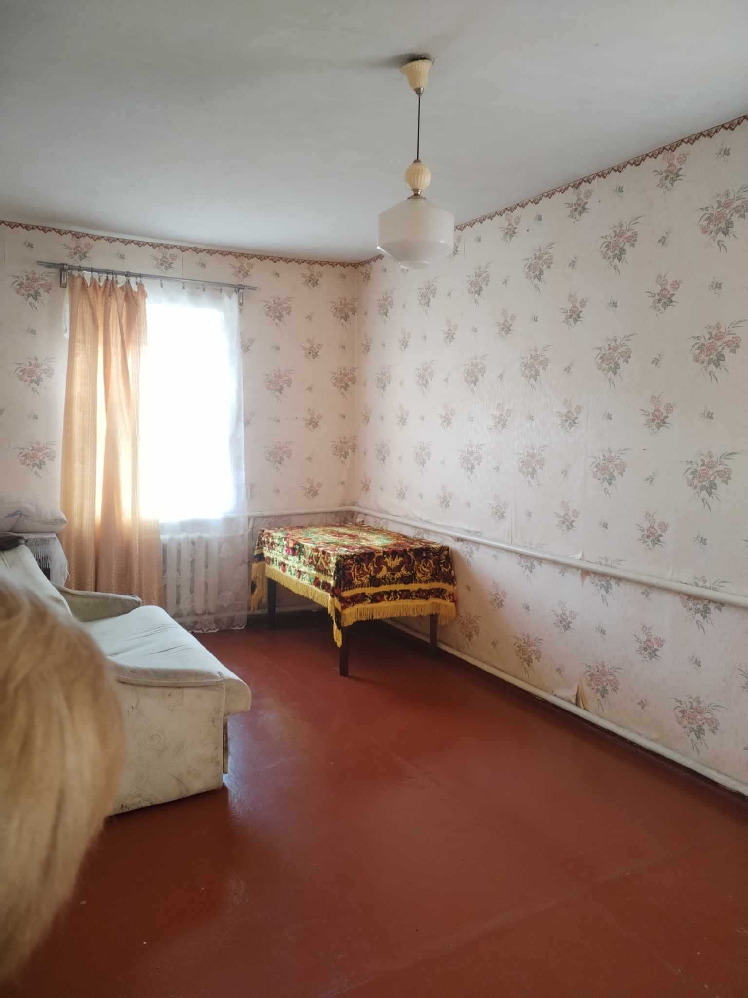 Продам будинок в місті Фастів.