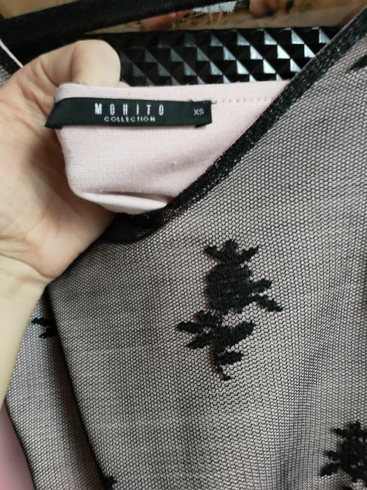 Dopasowana sukienka Mohito XS 34 koronka czarna siateczka na ramiączka