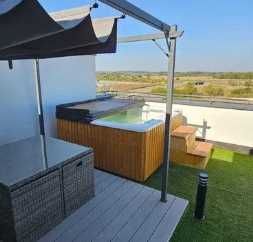 Całoroczne NOWE JACUZZI dla 5 osób bogate wyposażenie 202x192x80cm
