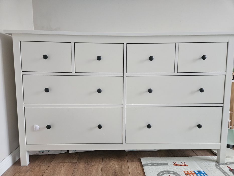 Komoda IKEA Hemnes z szufladami