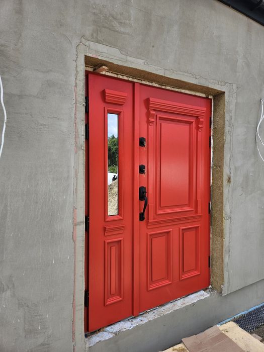 Drzwi zewnętrzne drewniane dębowe ral 3020 z montażem producent