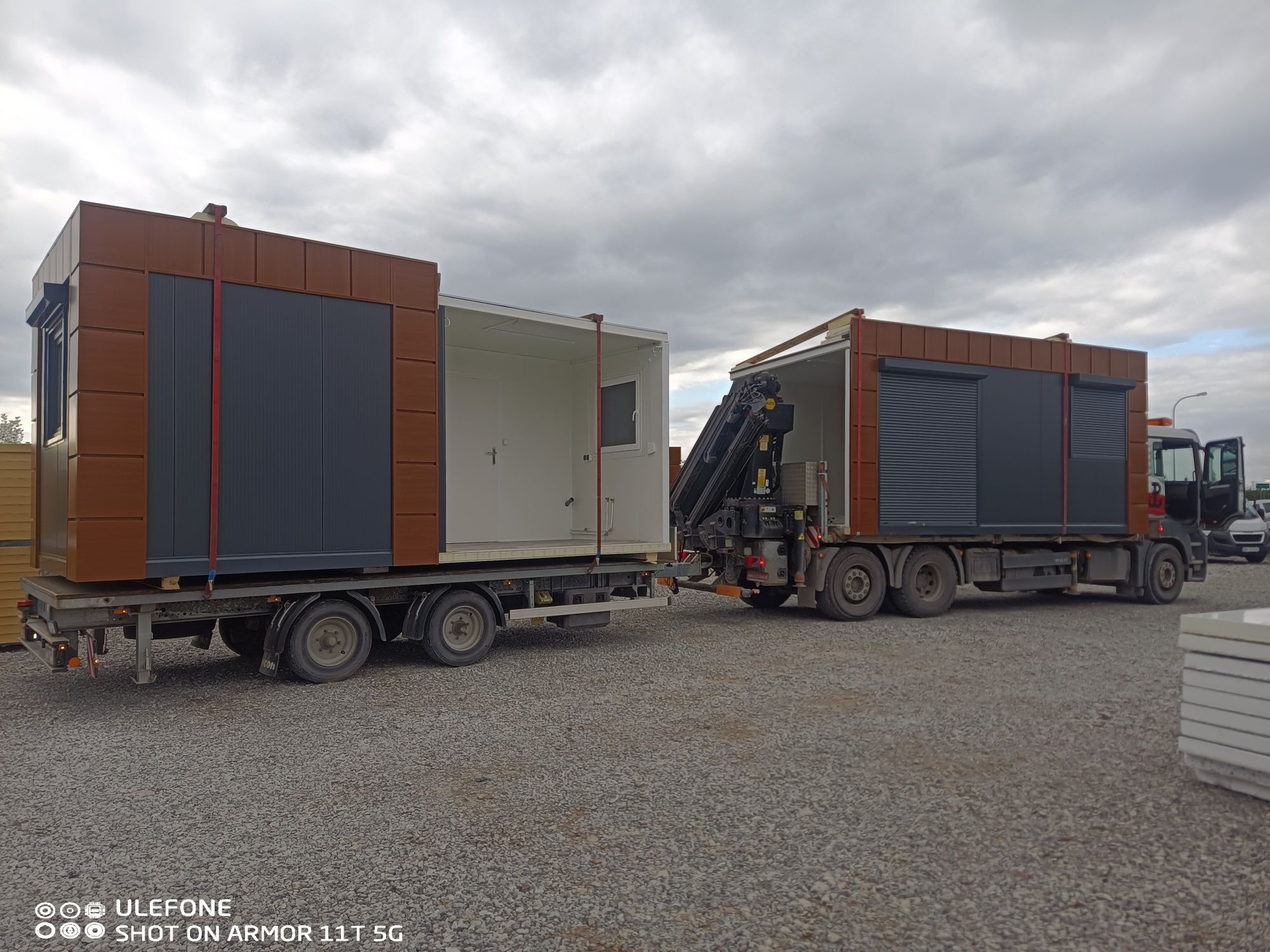Transport kontenerów,maszyn,koparek,usługi HDS 9 ton