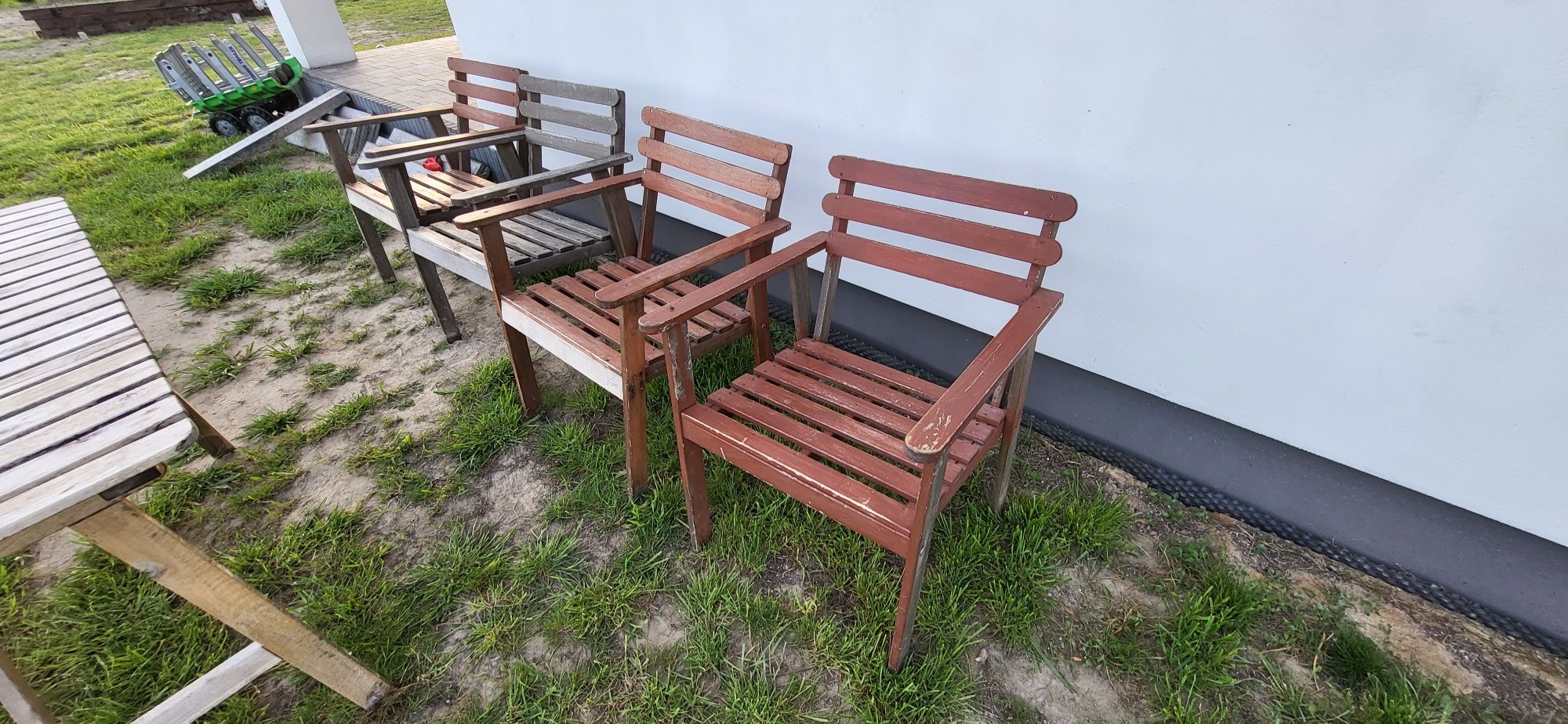 Stół i 4 fotele ogrodowe do odnowienia