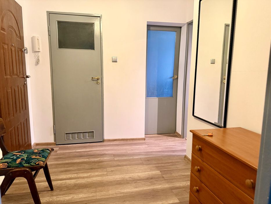 2 nieprzechodnie pokoje + kuchnia, Bródno, widok na aleję parkową