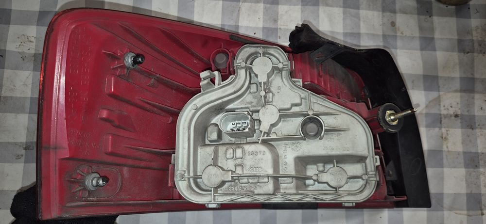 2 Farolins A3 8P 2003/2008 originais