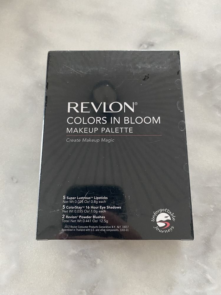 Paleta do makeupu Revlon Colors in Bloom paletka do makijażu cienie