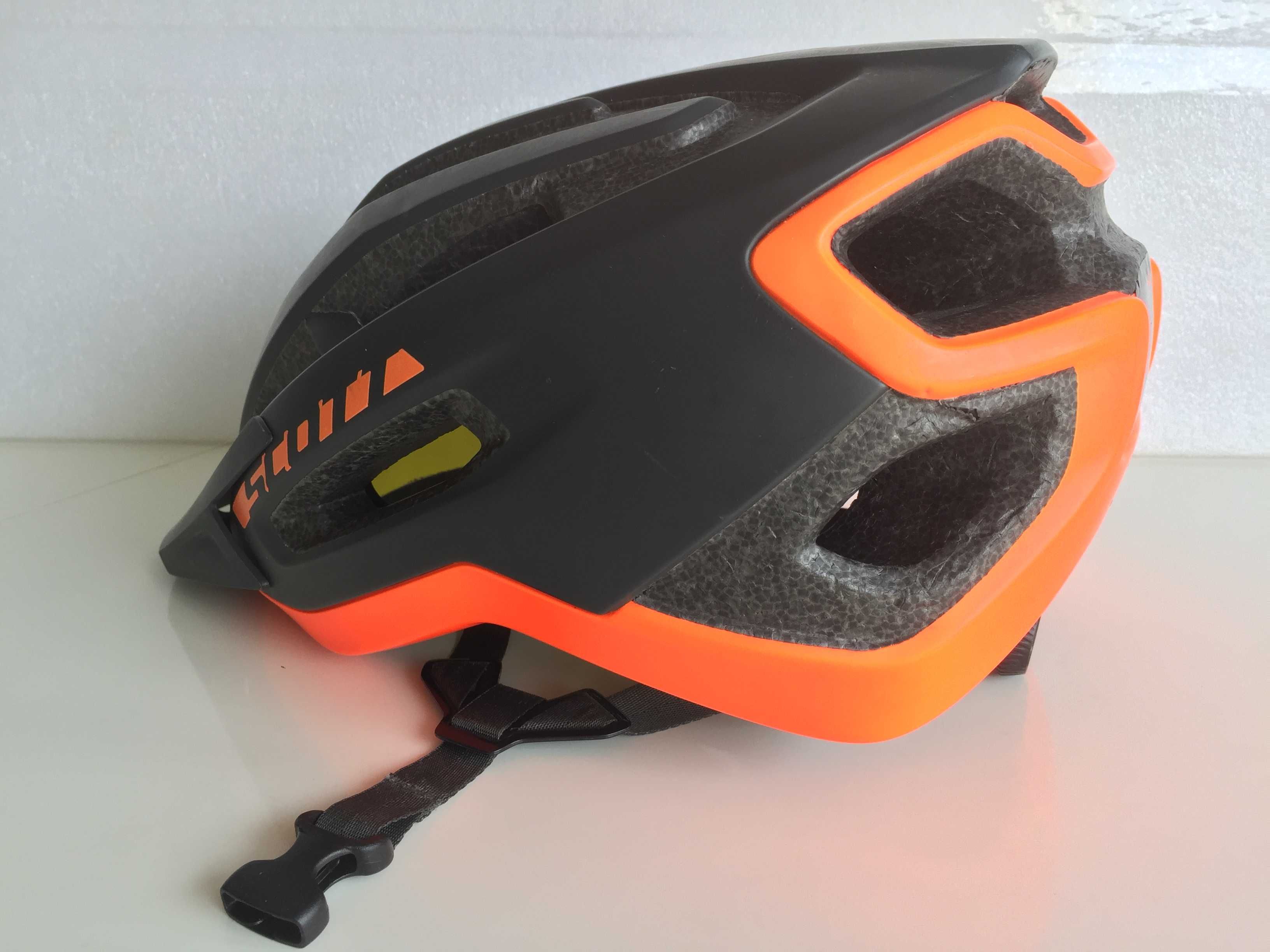 Kask SCOTT Fuga Plus L 59-61cm MIPS Poliwęglan ROWER